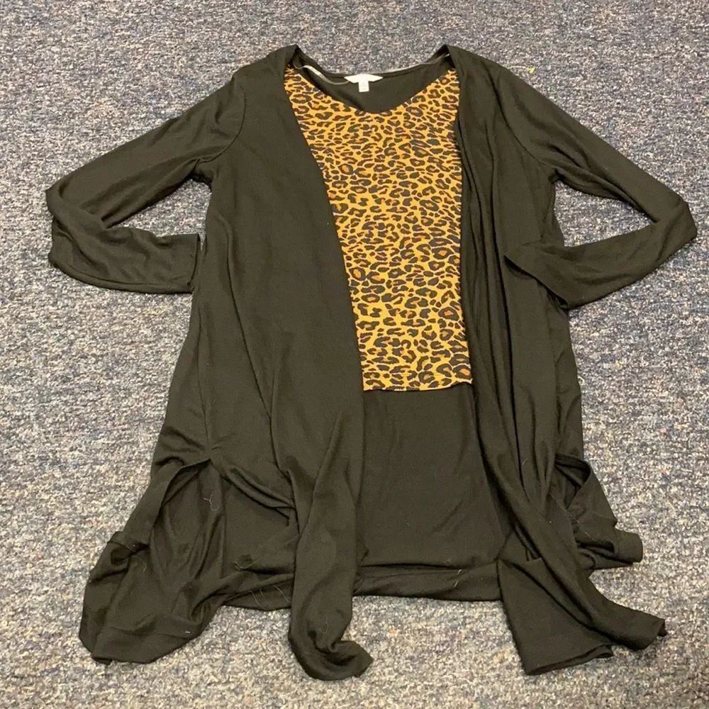 Time & Tru Leopard Print Attached Cardigan sz. XL